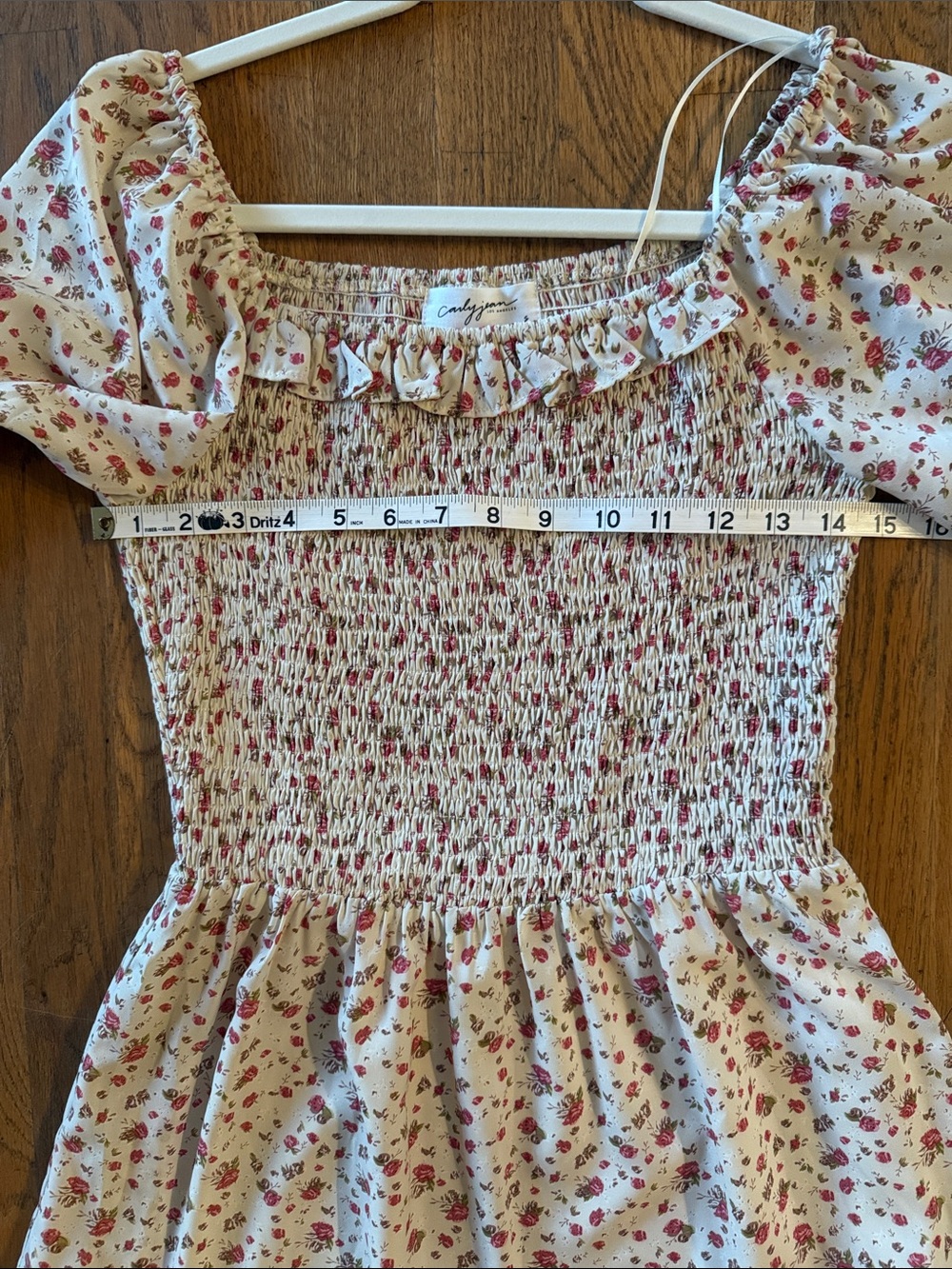 Feminine Carly Jean Los Angeles Dress - Picture 6 of 8